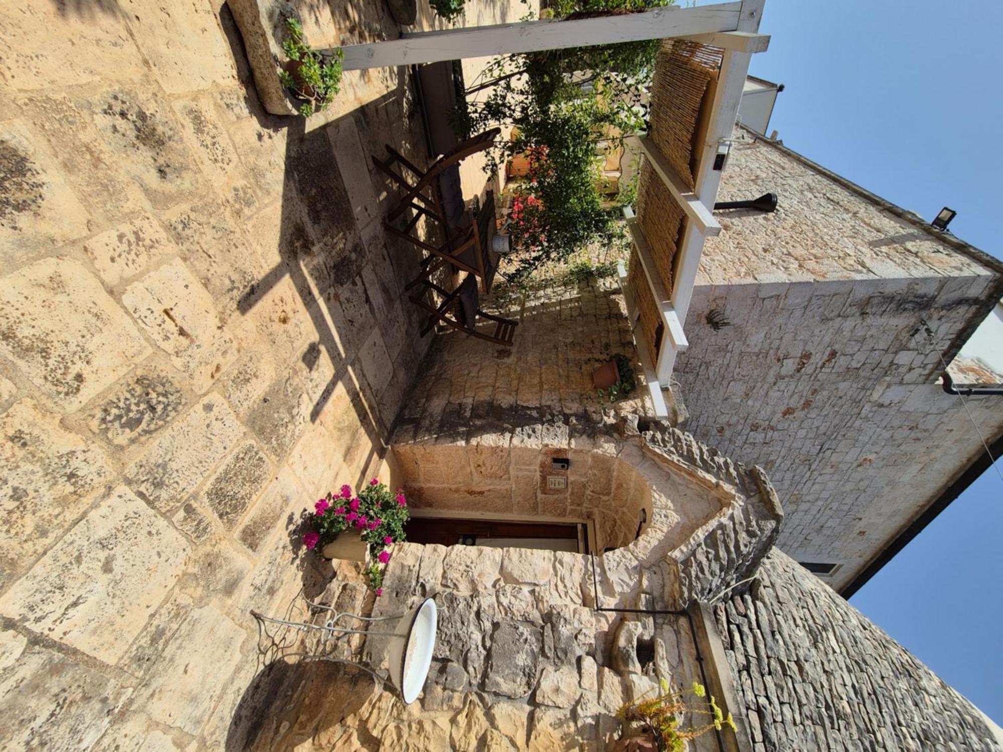 Gasthaus Il Trullo Di Nonna Lella Castellana Grotte Exterior foto